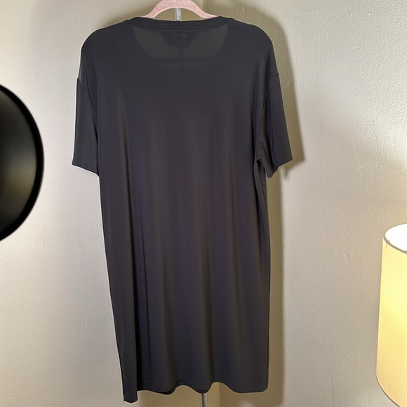Norma Kamali Kulture Short Sleeve Gray Shift Dress - Medium - Picture 5 of 5